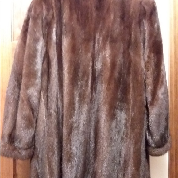 real mink fur coat- like new! Custom made. - Picture 6 of 8
